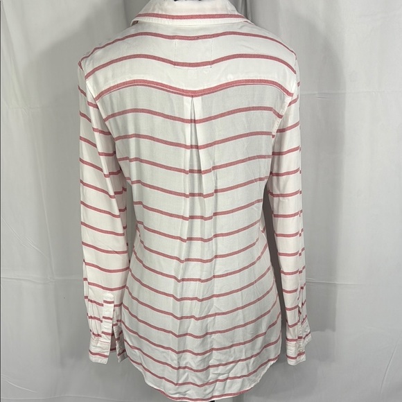 Rails White and Red Striped Casual Shirt - Picture 5 of 7